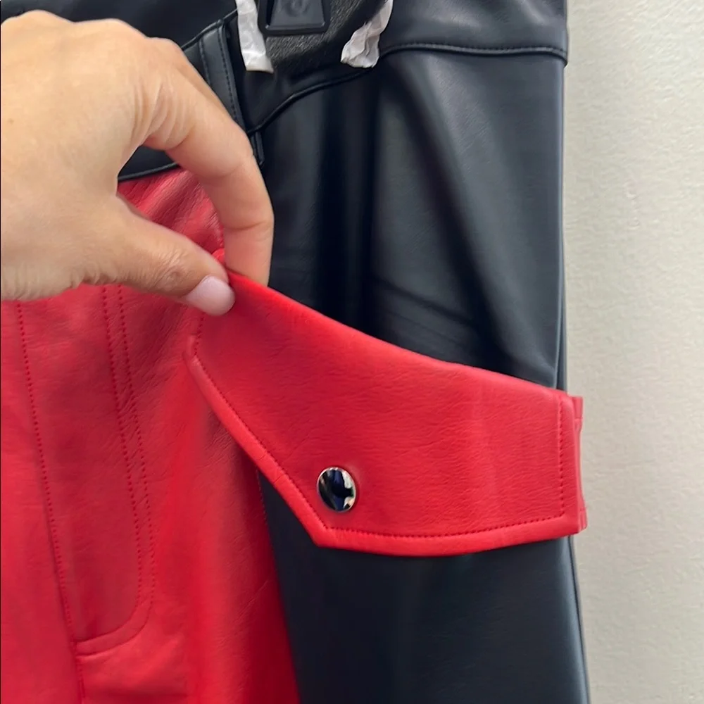 JAYCEE PANT | BLACK RED RACING SAMPLE - Picture 7 of 11